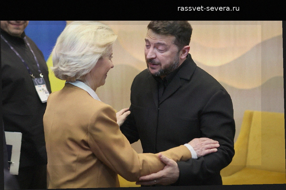 Экс-премьер Польши призвал Украину вернуть военную технику вместо орденов