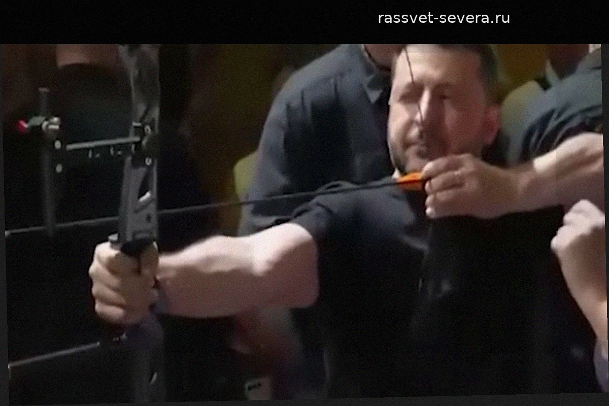 Ирония в Киеве: Зеленского раскритиковали за спортивные развлечения в Ивано-Франковске