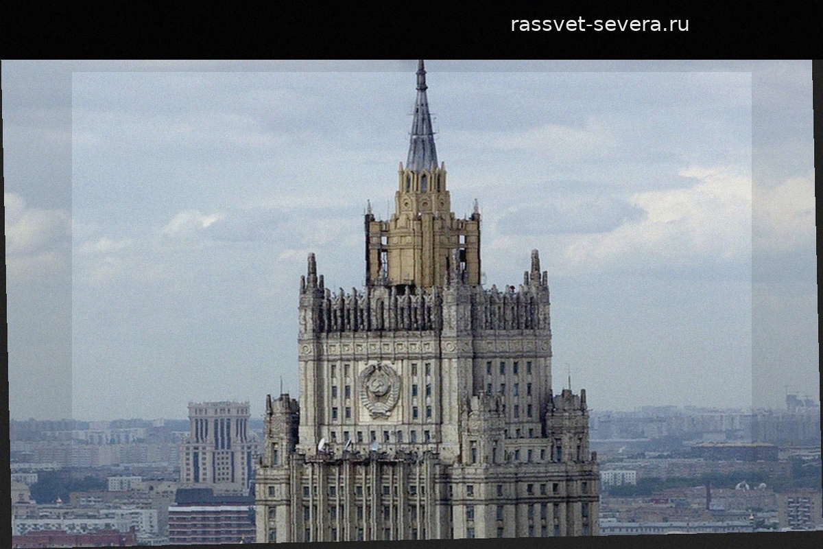 Запад и Киев подталкивают Тбилиси к опасным сценариям — заявление МИД России