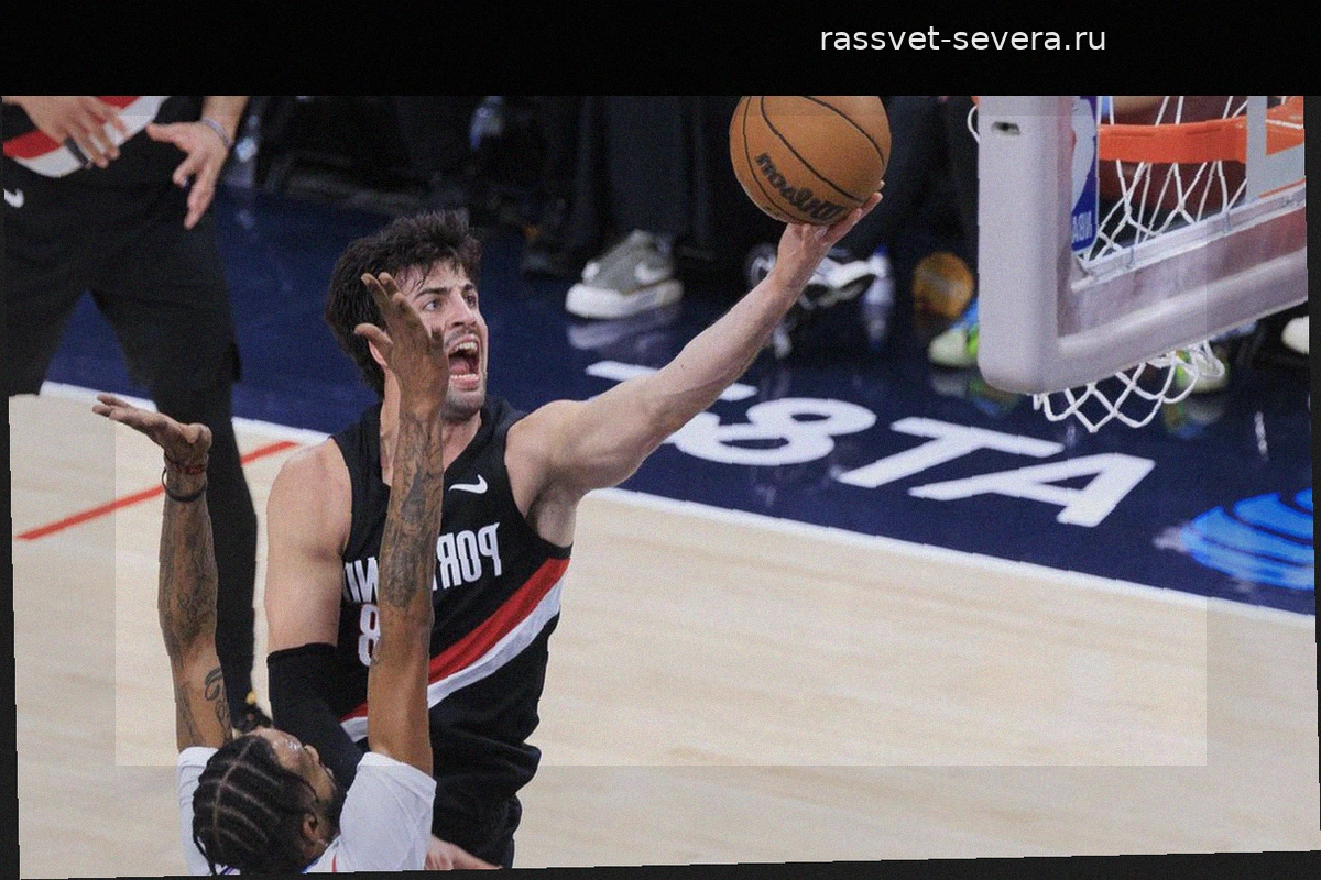 Лидер «Портленда» лишился зуба в результате жесткого контакта в матче НБА