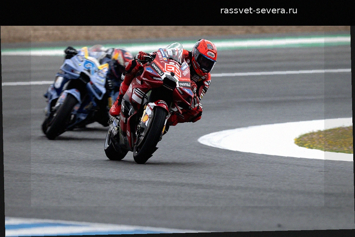 Гран-при Испании MotoGP в Хересе: Победа Алекса Маркеса и падение Марка