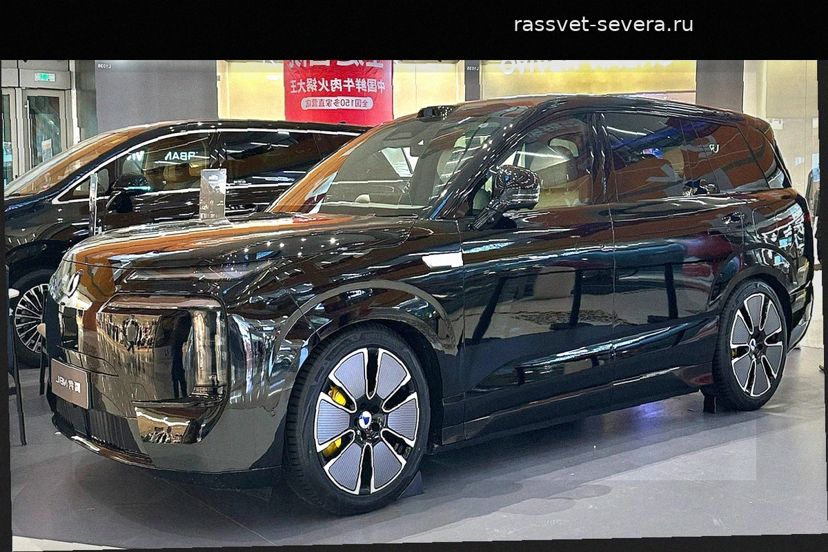 Denza N8L EV: трехтонный SUV с запасом хода 960 км