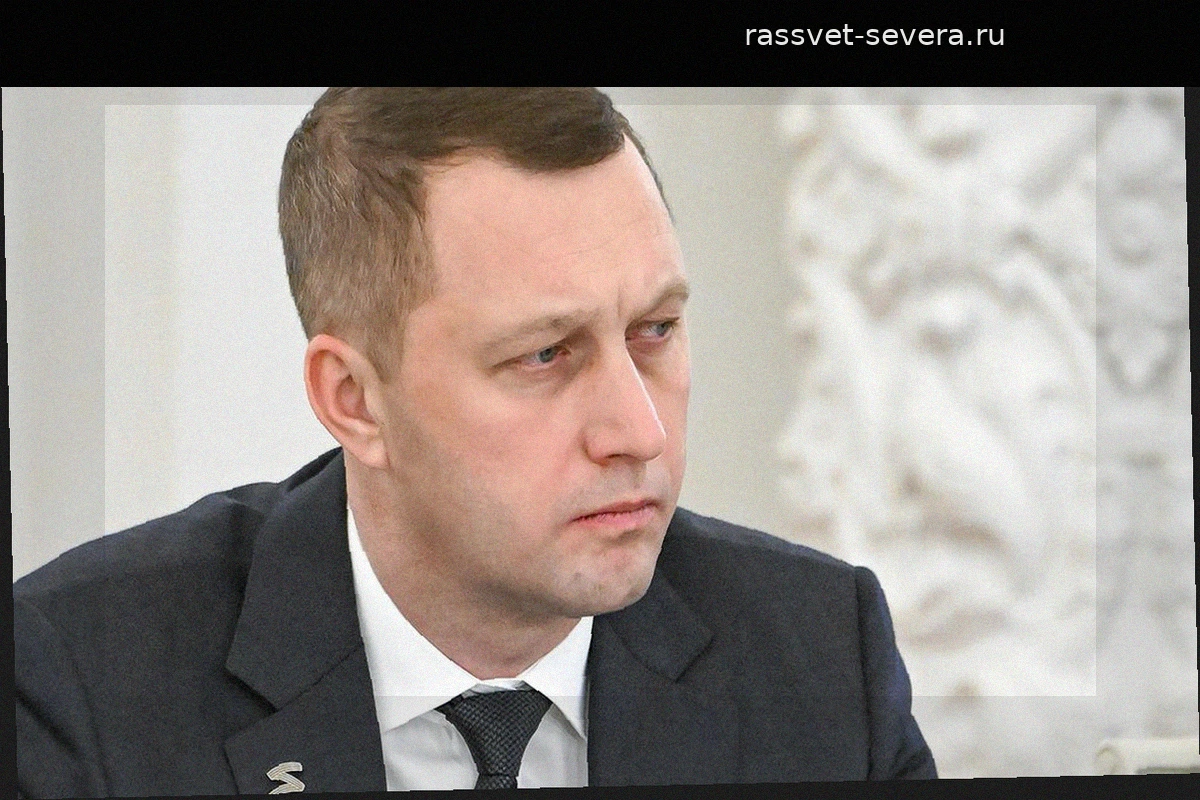 Роман Бусаргин объявил выговоры министрам из-за недостаточного роста зарплат в Саратовской области