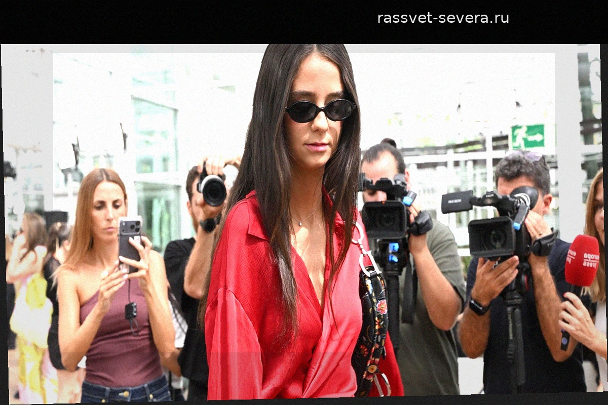 Виктория Федерика на Mercedes-Benz Fashion Week Madrid: игра в прятки с репортерами