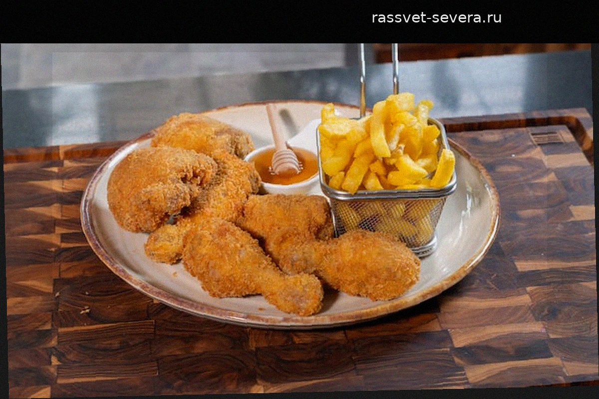 Хрустящая и сочная курица в панировке: пошаговый рецепт