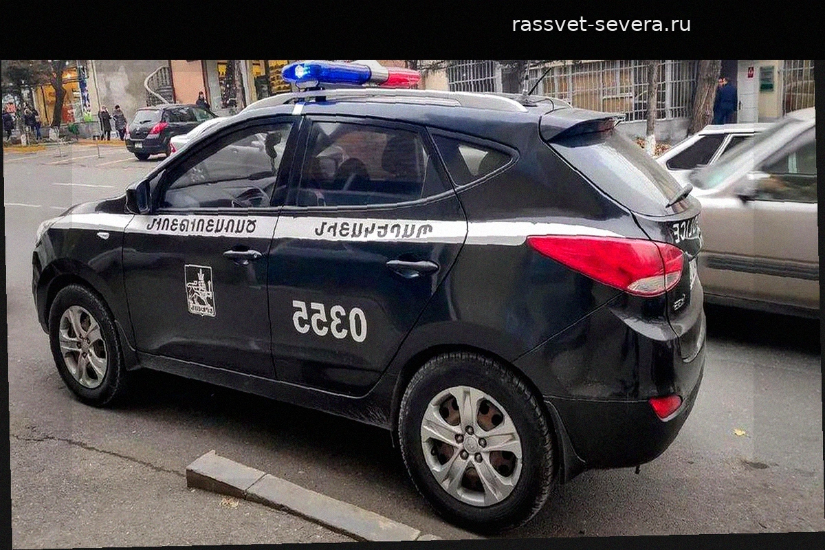 В Ереване во дворе жилого дома обнаружили новорожденного