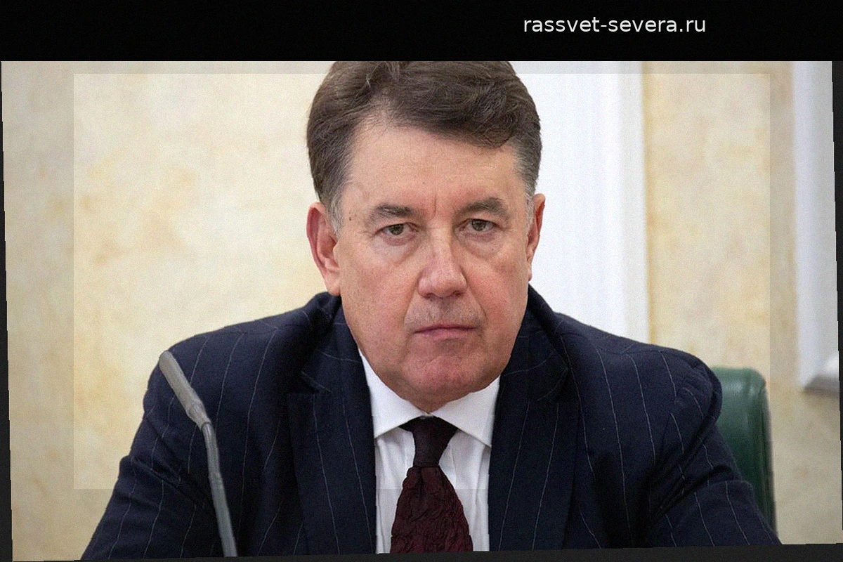 Виктор Момотов официально прекратил выполнение обязанностей главы Совета судей