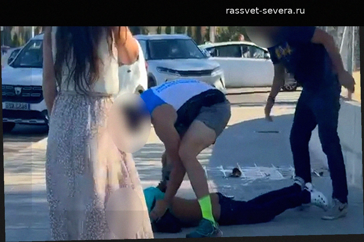 В Пальме двое полицейских задержали эксгибициониста у входа в школу