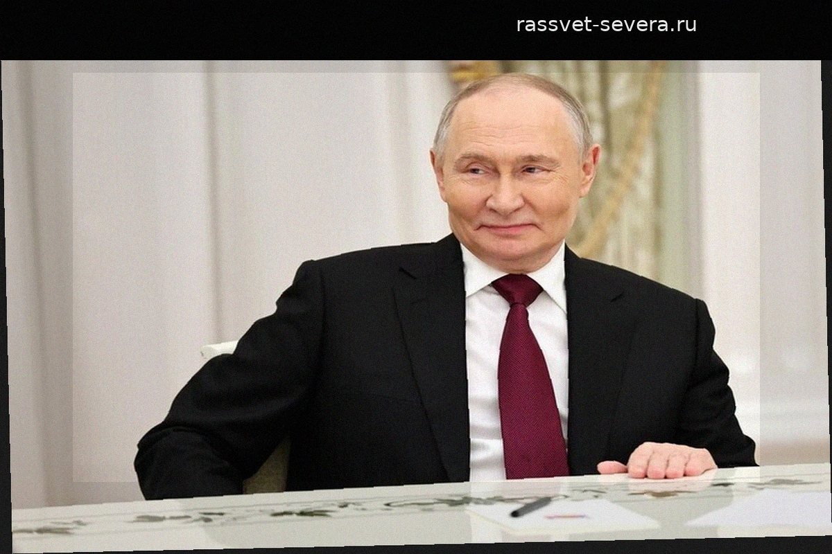 Владимир Путин поздравил Нарендру Моди с днем рождения