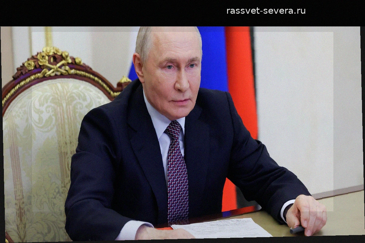 Владимир Путин отметил роль молодежи в развитии культуры на форуме в Петербурге