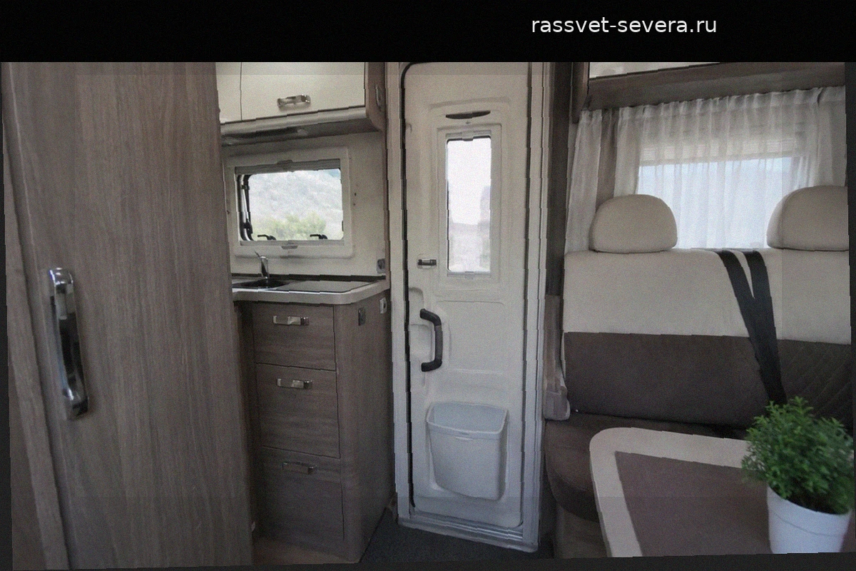 Зачем брызгать уксусом на входе в автодом: советы экспертов и практическая польза