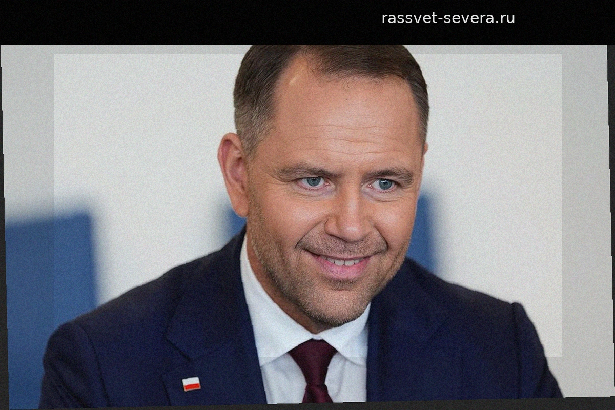 Навроцкий одобрил предложение лишить Зеленского ордена Белого Орла