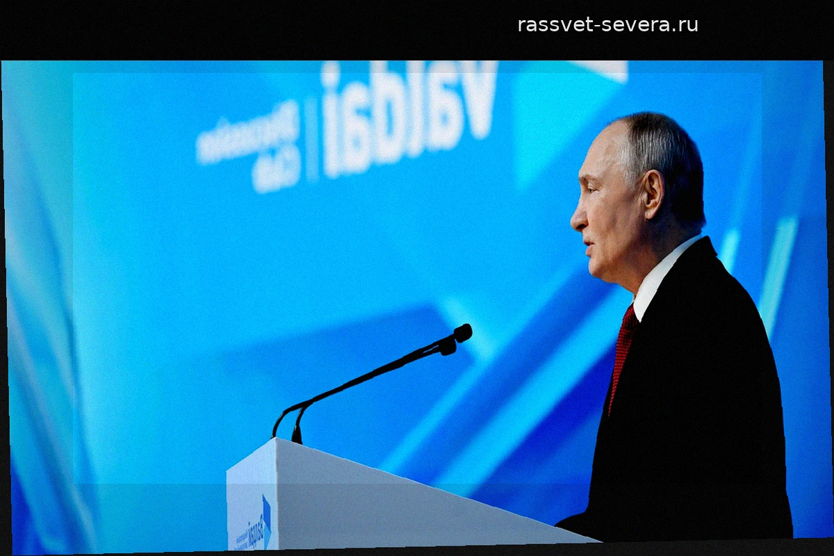 Путин: Россия выступает за решение международных вопросов мирным путем