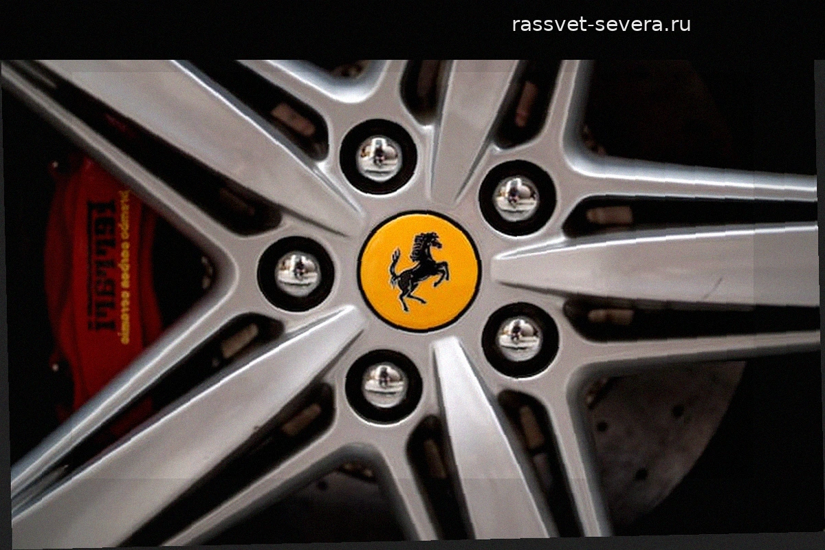 Ferrari Luce: Легендарный бренд представил свой первый пятиместный электрокар