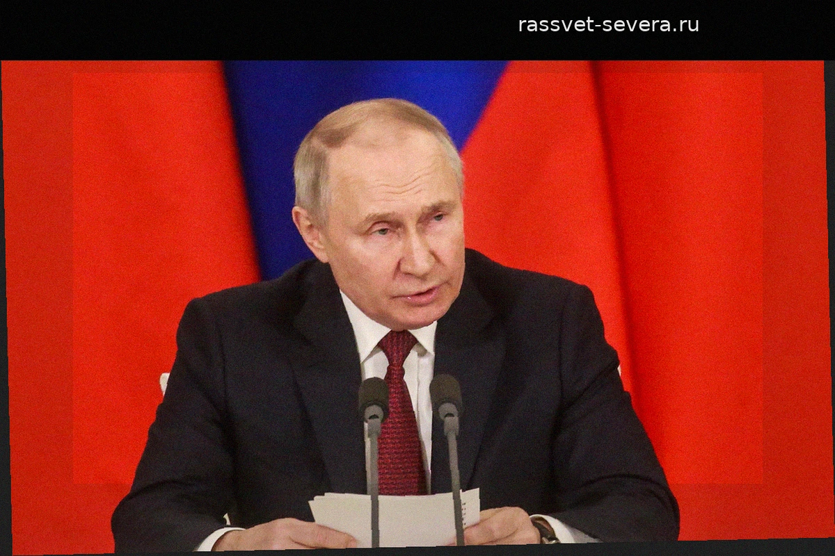 Владимир Путин отметил беспрецедентный рост экономического сотрудничества с Китаем за последние 25 лет