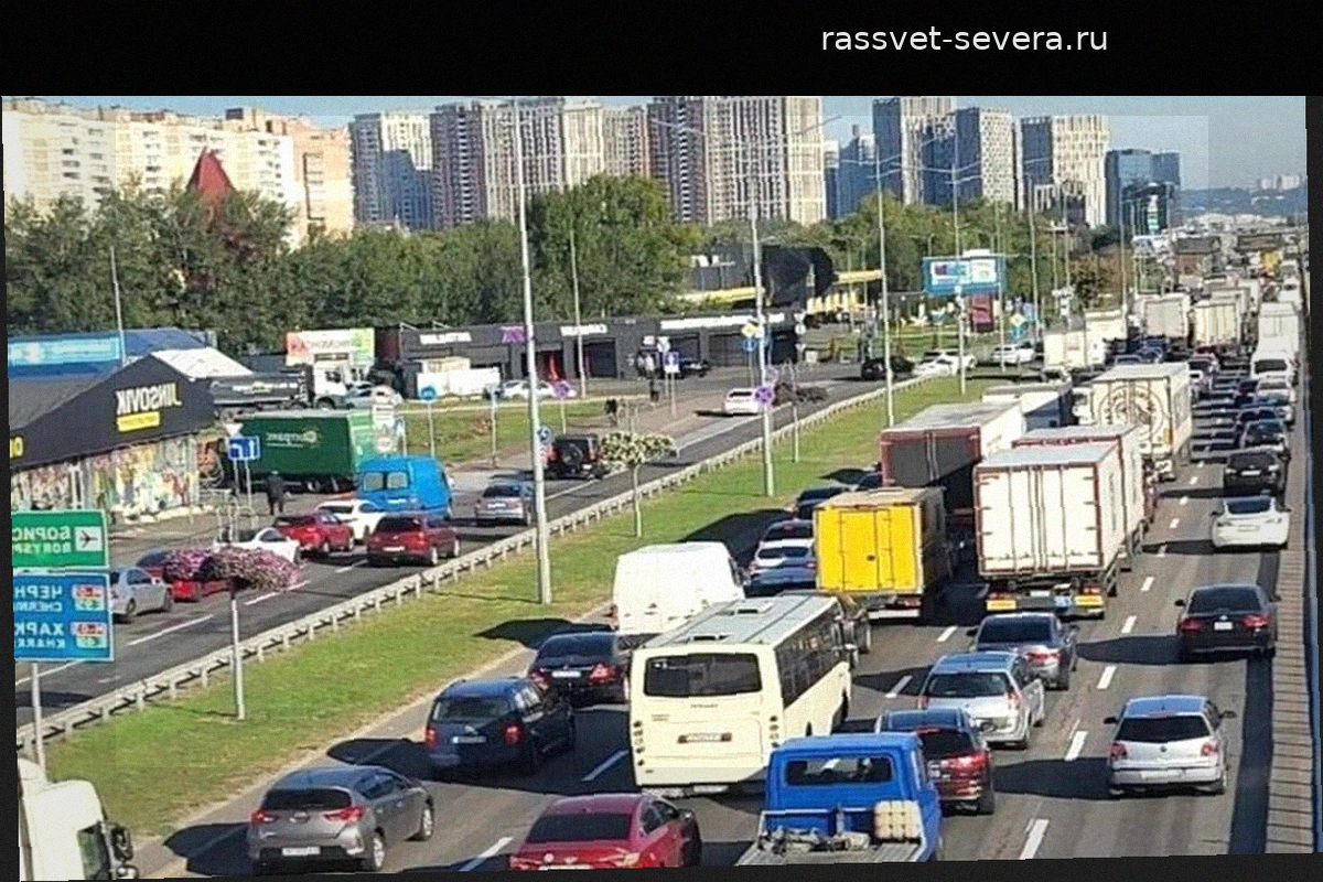 Тяжелая зима и транспортный коллапс: последствия ударов по мостам в Киеве