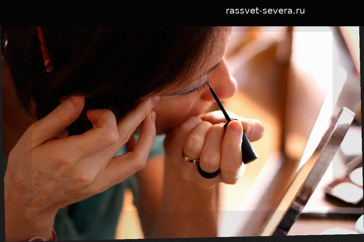 Как сделать невидимую подводку для маленьких глаз и визуально увеличить их