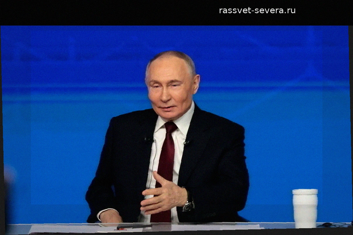 Владимир Путин встретился с премьером Госсовета КНР Ли Цяном в Пекине