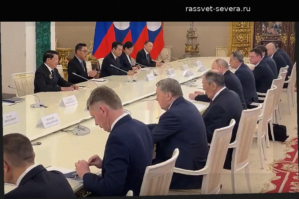 В Кремле состоялась встреча Владимира Путина с лидером Лаоса после парада Победы
