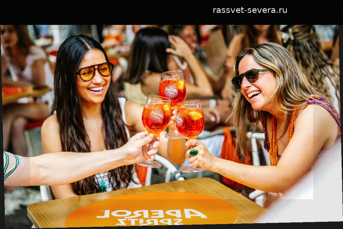 День аперитива: повод продлить лето с Aperol Spritz