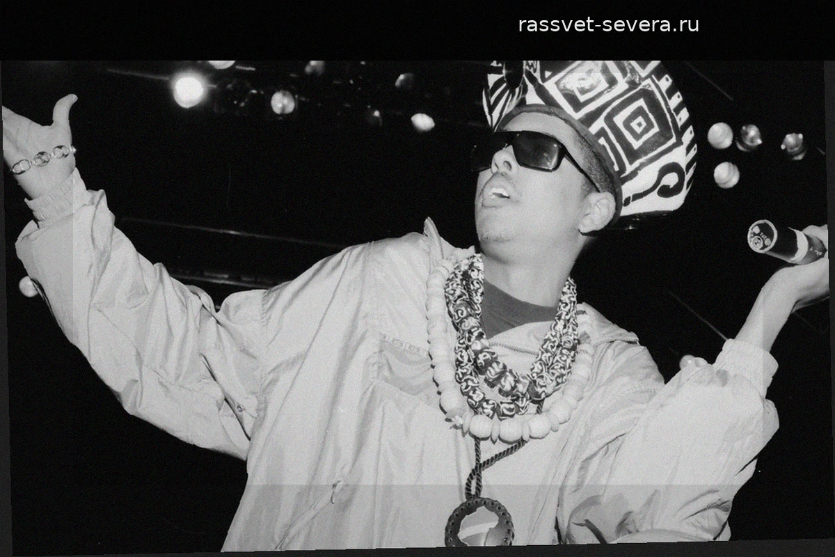 Скончался Shock G — фронтмен Digital Underground и первый продюсер Тупака Шакура