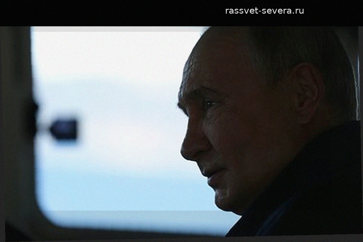 Владимир Путин заявил о ключевой роли боеспособности ВМФ в обеспечении безопасности страны