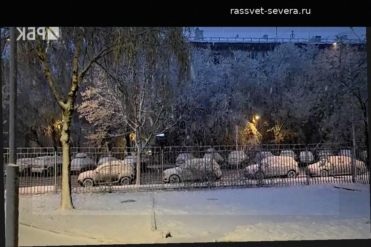 Апрельский снегопад в Москве: зима внезапно вернулась в столицу